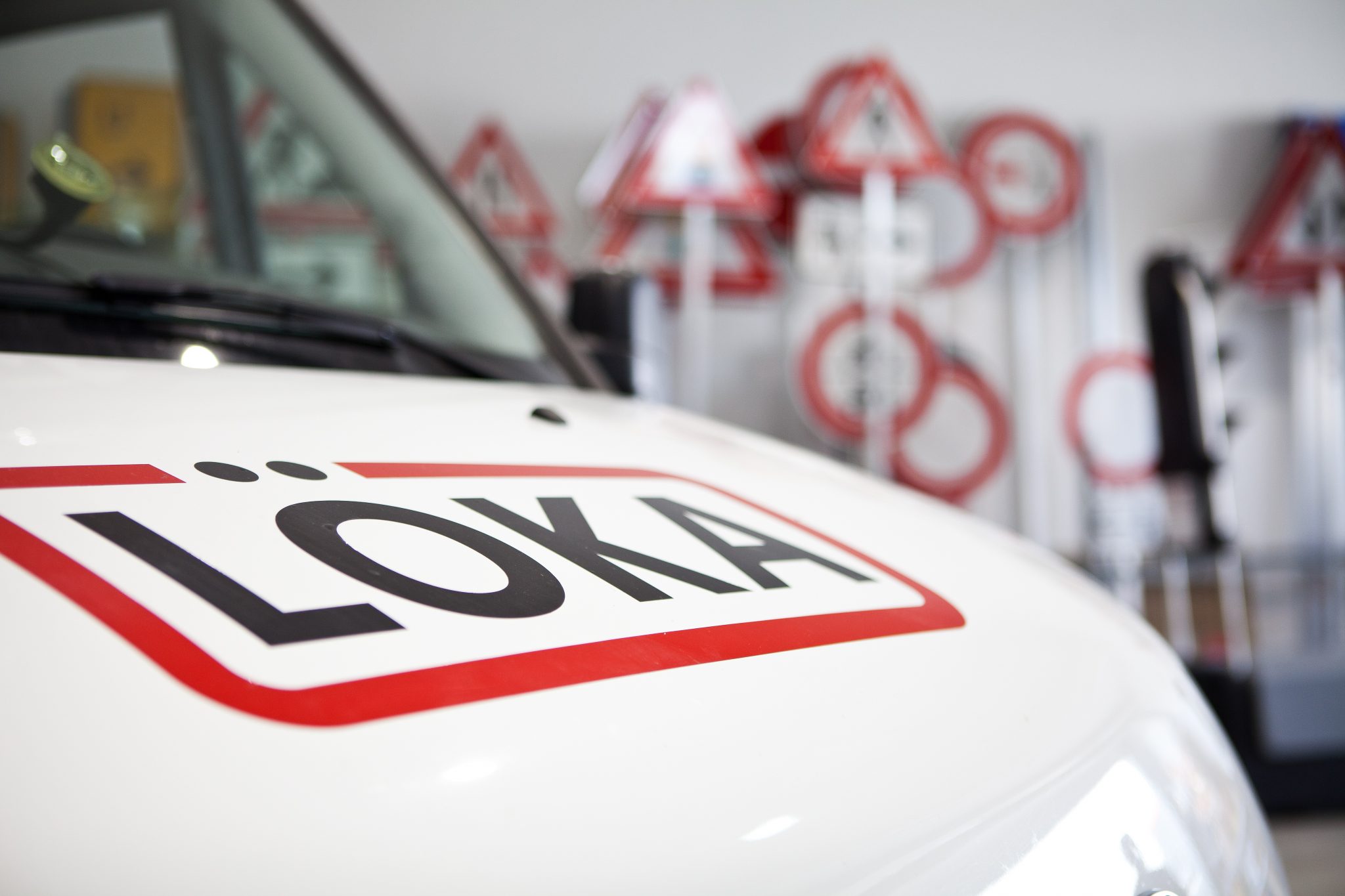 Sicherungsposten SIPO | Firmen - Verkehr - Bau | LÖKA